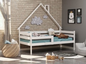 Детская кровать-домик из массива березы Соня-2 (800*1600) Белый/Лак в Ревде - revda.ok-mebel.com | фото