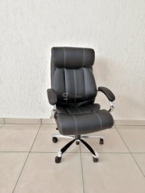 Кресло Barneo K-303 для руководителя (черная экокожа) в Ревде - revda.ok-mebel.com | фото 1