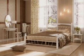 Кровать "Муза 1" КМД10  БЕЛАЯ (1600*2000) (ножки-белые) с коваными изделиями в Ревде - revda.ok-mebel.com | фото
