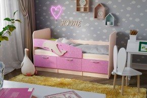 Кровать Дельфин 1,6 (Дуб молочный/фасад - Ламарти розовый) в Ревде - revda.ok-mebel.com | фото 2