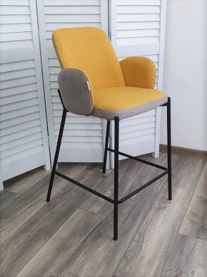 Полубарный стул NYX (H=65cm) VF106 желтый / VF120 серый М-City в Ревде - revda.ok-mebel.com | фото