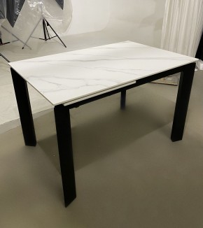 Стол CORNER 120 MATT WHITE MARBLE SOLID CERAMIC / BLACK, ®DISAUR в Ревде - revda.ok-mebel.com | фото 2